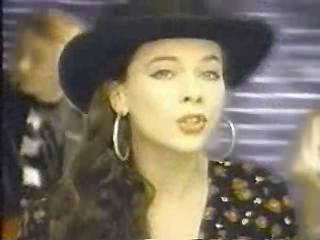 River City People - WALKING ON ICE
