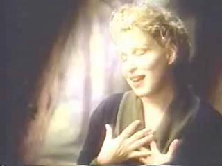 play video on Singing Fool
