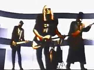 play video on Singing Fool