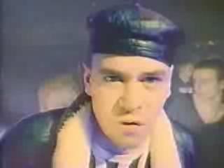 play video on Singing Fool