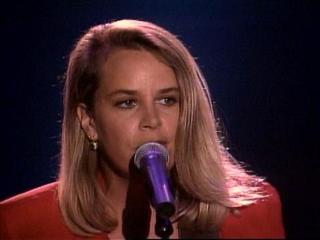 play video on Singing Fool