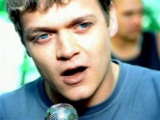 play video on Singing Fool