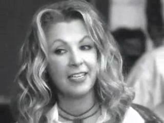 play video on Singing Fool