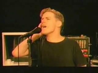 play video on Singing Fool