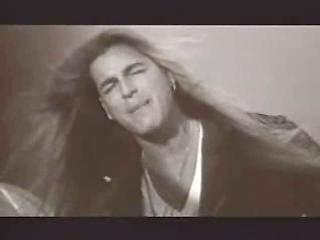 play video on Singing Fool