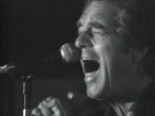 play video on Singing Fool