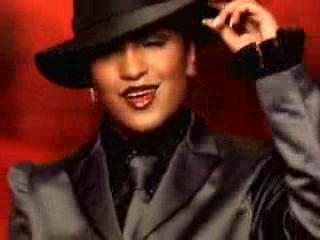 play video on Singing Fool