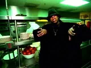 play video on Singing Fool