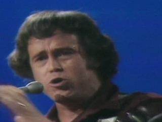 play video on Singing Fool