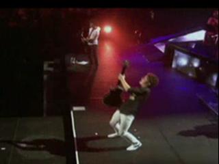 Jonas Brothers The 3D Concert Experience Scene Sos