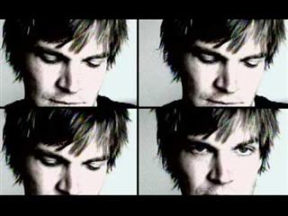 play video on Singing Fool