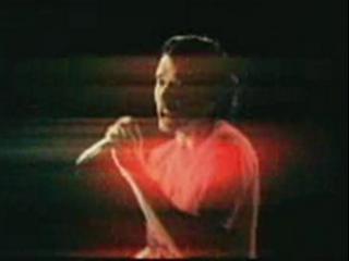 play video on Singing Fool