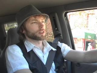 play video on Singing Fool