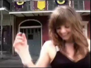 Theresa Andersson: BIRDS FLY AWAY