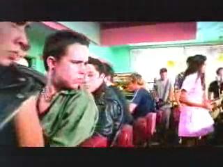 play video on Singing Fool