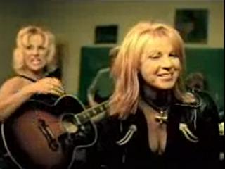 play video on Singing Fool