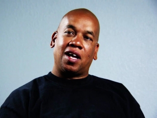 How To Make Money Selling Drugs