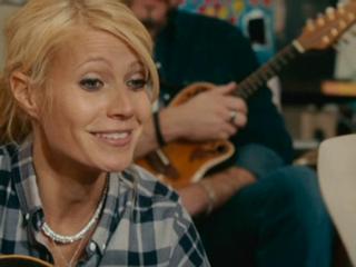 Country Strong Travis