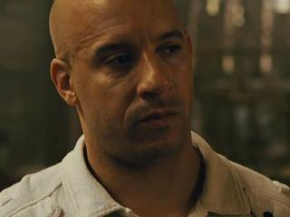 Fast Five Dom And Brian Break The Job Down For The Crew