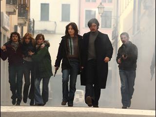 La Prima Linea French - La Prima Linea Front Line - Flixster Video