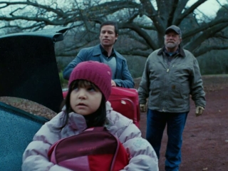 Dont Be Afraid Of The Dark Come Take A Look At The House - Dont Be Afraid Of The Dark - Flixster Video
