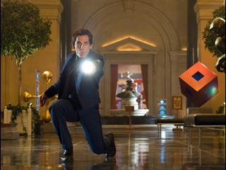 NIGHT AT THE MUSEUM 2: BATTLE OF THE SMITHSONIAN (SPANISH)
