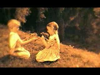 play video on Singing Fool