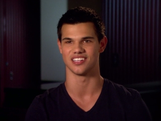Abduction Behind The Scenes Featurette - Abduction - Flixster Video