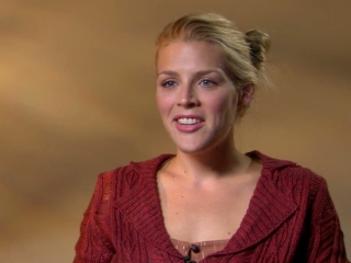 I Dont Know How She Does It Busy Phillips On Her Character