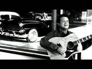play video on Singing Fool