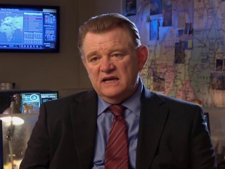 Safe House Brendan Gleeson On Barlow - Safe House - Flixster Video