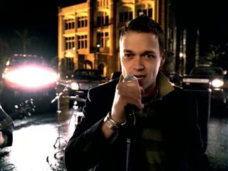 play video on Singing Fool