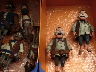 Pirates Band Of Misfits Caroline Hague Puppet Maintenance And Coordinator