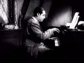 play video on Singing Fool