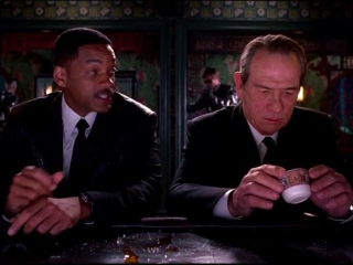 Men In Black 3 Uk Trailer 2