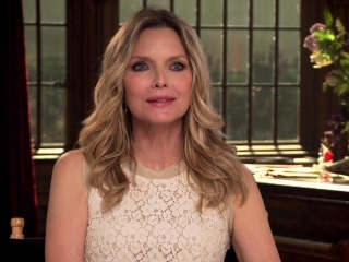 Dark Shadows Michelle Pfeiffer On The Collins Family