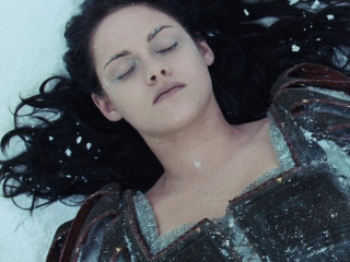 Snow White And The Huntsman Finnish Subtitled Trailer 4