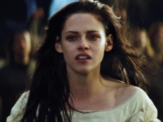 Snow White And The Huntsman Portuguesebrazil Subtitled Trailer 4
