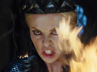 Snow White And The Huntsman French Subtitled Trailer 4