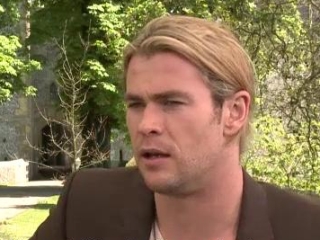 Snow White And The Huntsman Chris Hemsworth Spanish Subtitled