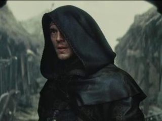 Snow White And The Huntsman: William Joins Finn And His Riders (Spanish)