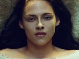 Snow White And The Huntsman A Look Inside Spanish Subtitled