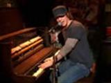 play video on Singing Fool