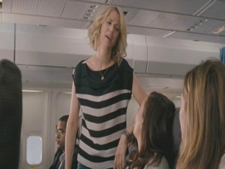 BRIDESMAIDS: ICH BIN JETZT BEREIT FUER DIE PARTY