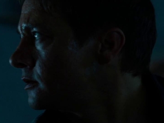 The Bourne Legacy Aaron Escapes To The Basement