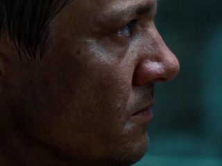 The Bourne Legacy Edward Nortonbyer Character Featurette