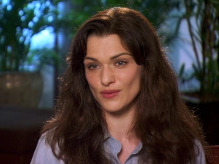 The Bourne Legacy Rachel Weiszmarta Character Featurette