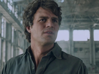 Marvels The Avengers Bruce Banner And A Security Guard French Subtitled