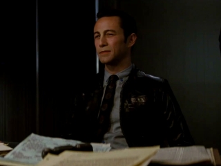 Looper Ich Drueckte Dir Eine Knarre In Die Hand German