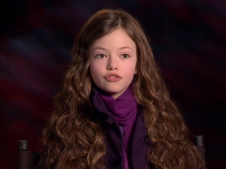 The Twilight Saga Breaking Dawn-part 2 Mackenzie Foy